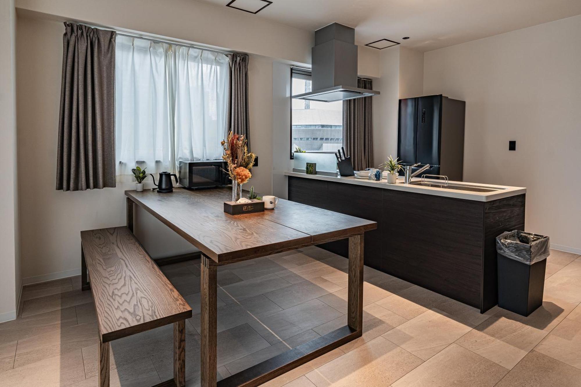 Apartment Hotel 11 Shinsaibashi Amemura Осака Стая снимка